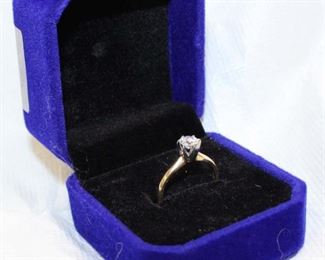 
Lot 685
.46ct diamond and 14K yellow gold engagement ring size 5.5
