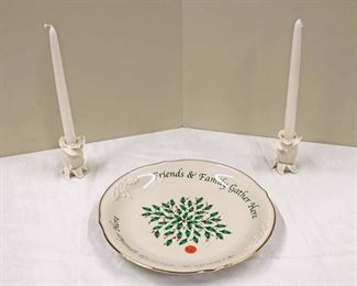 
Lot 711
3 pieces of Lenox, Christmas plate and 2 candle stands
