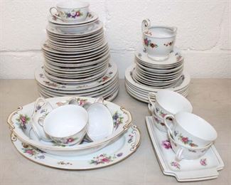 
Lot 716
63pc Kyoto Dresden dinnerware set, some chips
