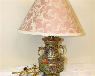 
Lot 784
Vintage brass Cloisonette style lamp approx. 7" diameter x 20" h
