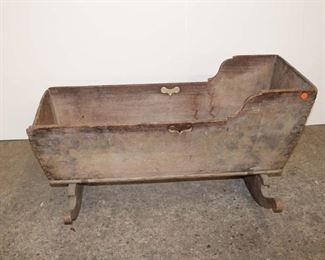 
Lot 836
Antique primitive dovetail cradle in original found condition, Believed to be poplar wood
