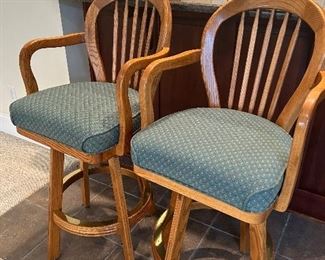 Swivel bar height bar stools