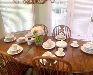 Crown Empire China, Princess pattern. service for 8.