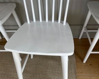 White Spindle Back Counter Height Stools