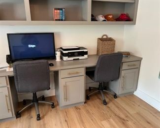 3 office chairs
