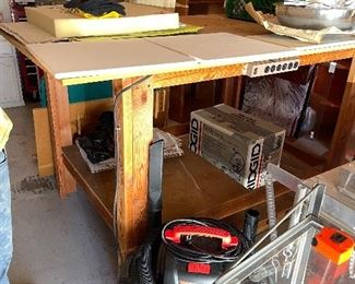 Large Tall art table - the shop vac is NFS