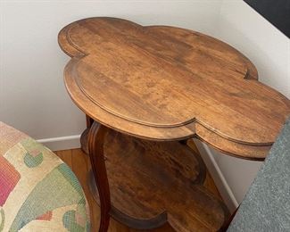Very gorgeous clover shaped table wood 