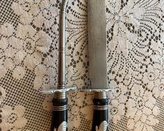 Vintage Asian Style Carving Set