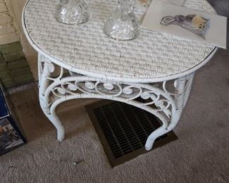 White Rattan Round Table 