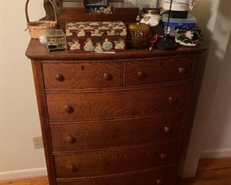 Antique Dresser / Mirror $ 224.00