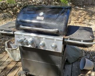charbroil propane grill with full tank