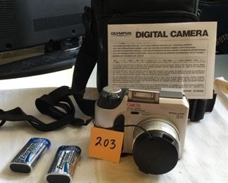 Olympus digital camera w/ bag