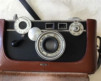 Argus camera in leather case