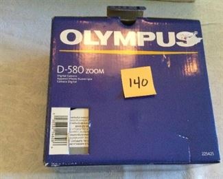 Olympus D580 zoom-new in box