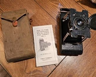 Vintage Camera w/Case
