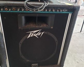 Peavey amp- untested- bring your guitar