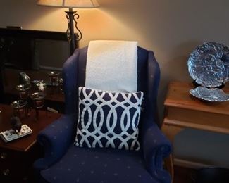 Broyhill -Pair of nice wingback chairs