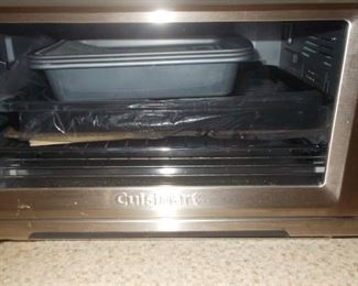 Cuisinart convection toaster oven with baking pan set