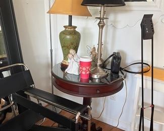 Accent tables & lighting 