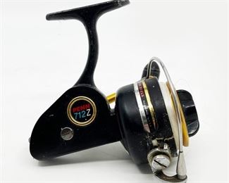 FISHING COLLECTIBLES