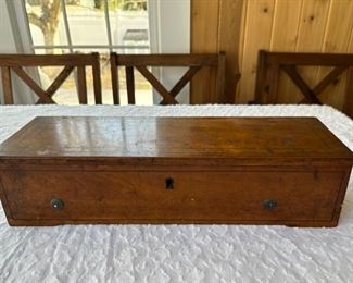 ANTIQUE CYLINDER MUSIC BOX