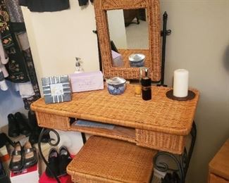 Wicker vanity