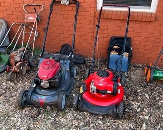 Shiny like new craftsman lawnmower