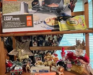 Totally rad cheeky Christmas ornament collection… I mean there is an astronaut, a sumo wrestler, an angel weenie dog, a stick of butter & a piece of Bacon. That’s a Christmas party I want to be at.