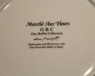 Underside of previously pictured China.