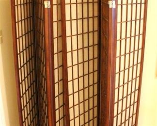 Two folding screens.