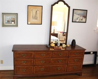 Henredon dresser with mirror.