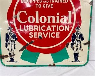 CLOSEUP BOTTOM W/ SOLDIERS