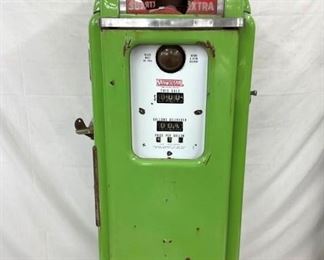 CLOSE UP SIDE 2 NATIONAL 66 PUMP 