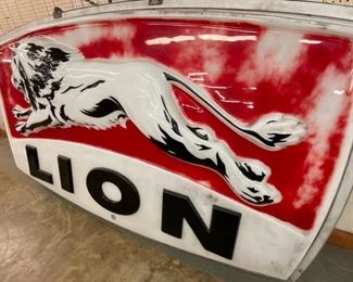 EARLY LION SIGN 109X63