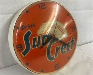 CLOSEUP SUNCREST CLOCK