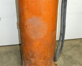 MADE FROM 1932-1935 HARD TO FIND PUMP 