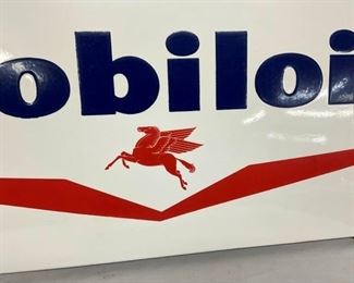 CLOSEUP NICE COLOR AND GLOSS