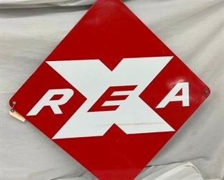 33IN PORC. REA DIAMOND SIGN