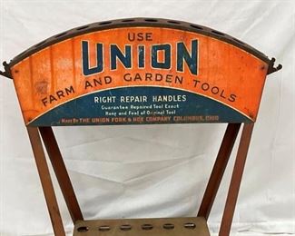 CLOSEUP NICE STORE PIECE