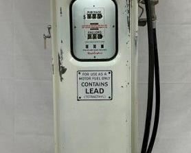 DAYTON SOHIO GAS PUMP W/ GLOBE