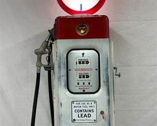 CLOSEUP SIDE 2 SOHIO GAS PUMP