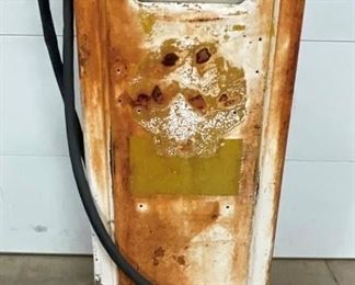 BOTTOM VIEW ALL ORIGINAL PUMP 