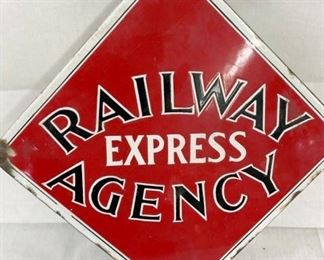 CLOSEUP PORC. RR SIGN