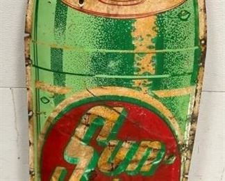 CLOSEUP BOTTOM SUNDROP BOTTLE SIGN