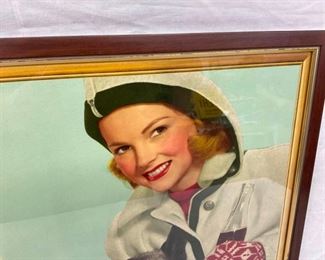 CLOSEUP LADY NICE COLORS