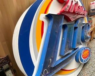 MEASURES 108X90 W/ 15IN CAN