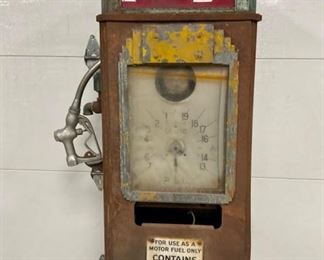 1930'S TOKHEIM GAS PUMP