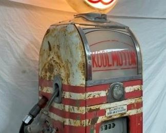 W/ LIGHTED CITIES SERVICE GLOBE