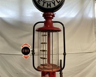 MODEL 17 W/ TEXACO GLOBE