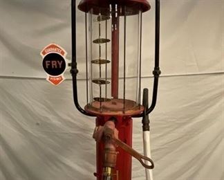 CLOSEUP ORG. 5G. GLASS CYLINDER W/SIGN